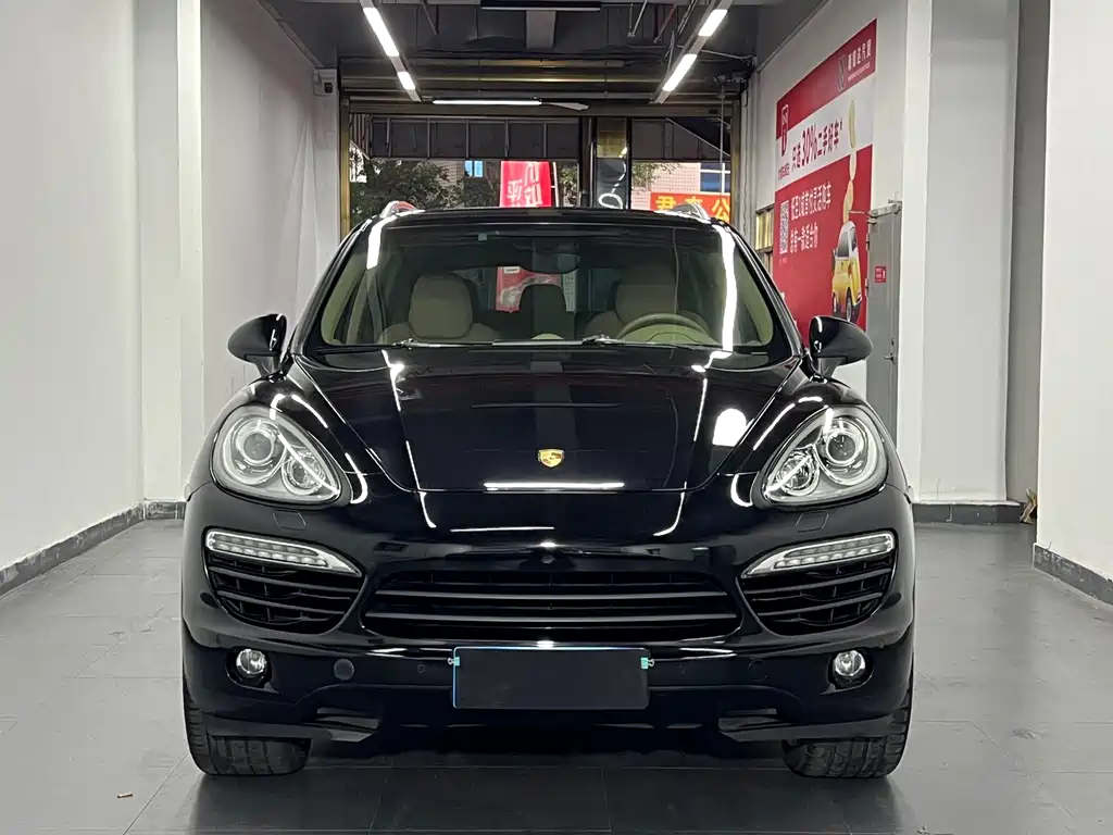 Porsche Cayenne 2014 — фото 2
