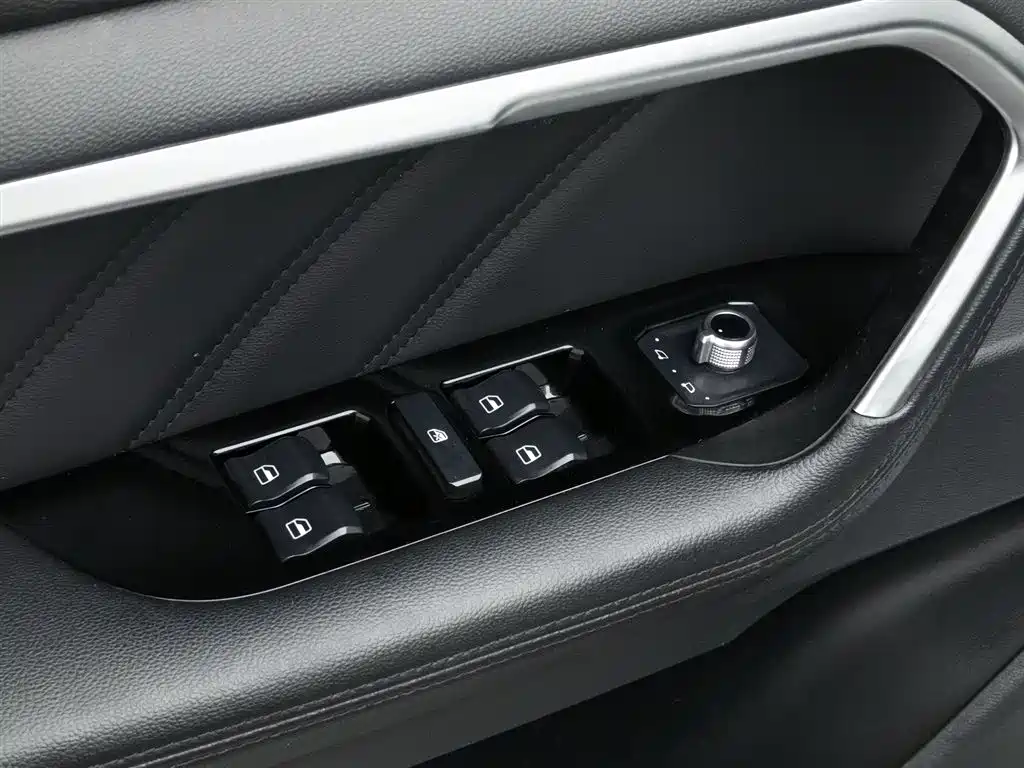 Haval H6 2017 — фото 9
