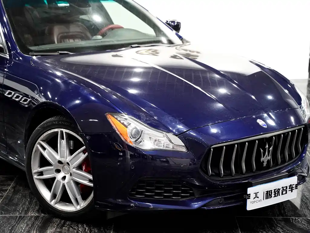 Maserati Quattroporte 2016 — фото 6