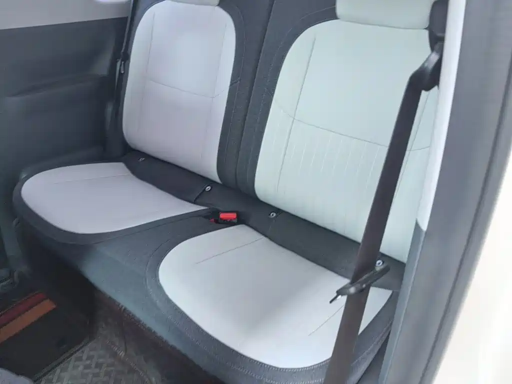 Geely Galaxy Panda 2025 — фото 17