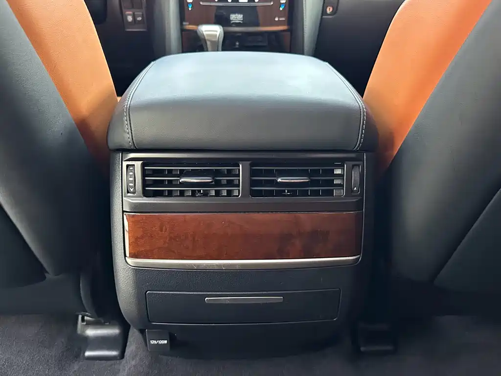 Lexus LX 2019 — фото 20
