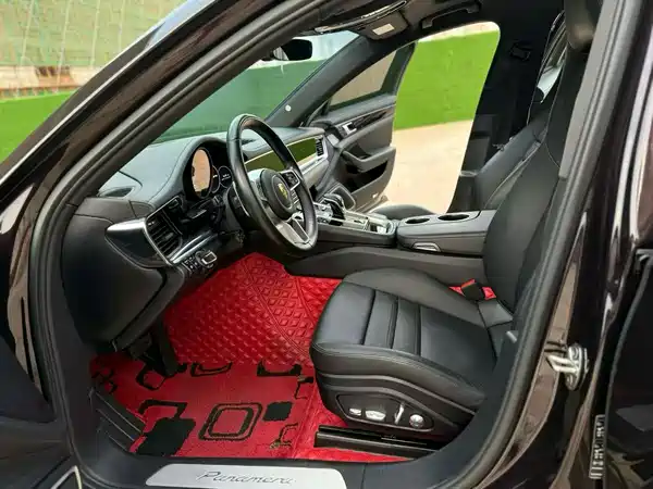 Porsche Panamera 2020