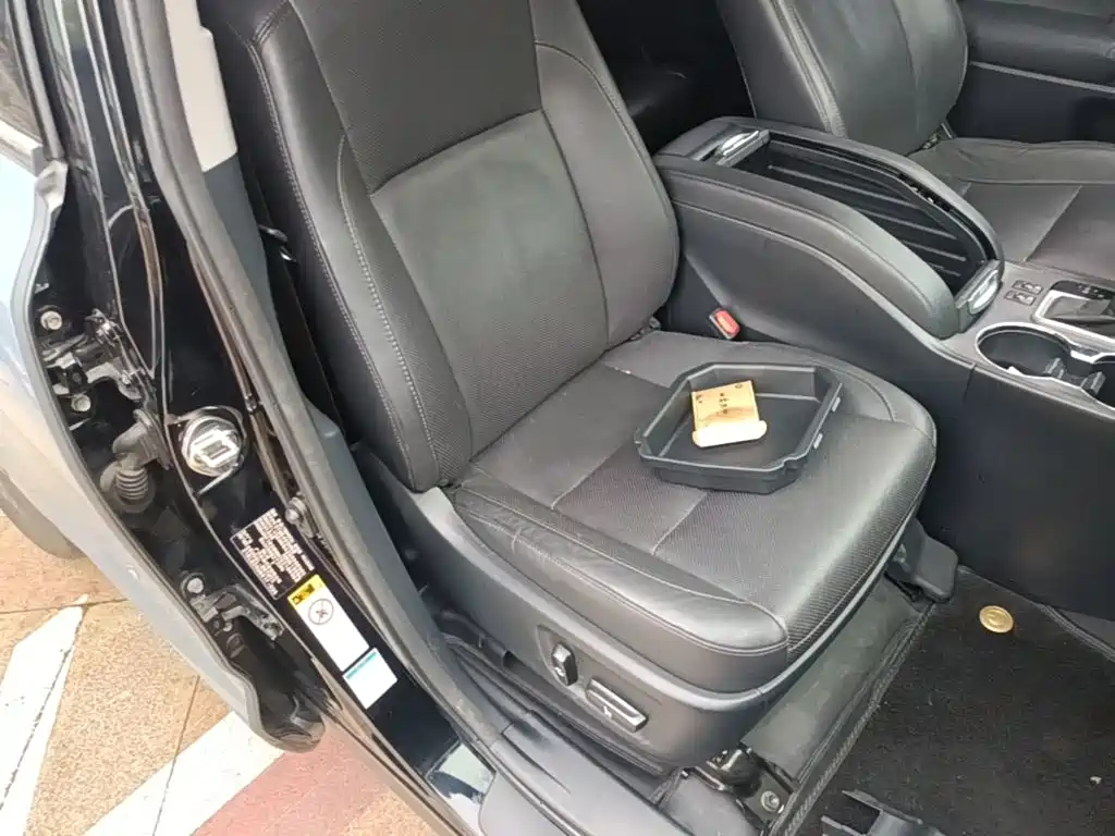 Toyota Highlander 2015 — фото 20
