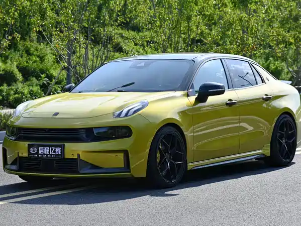 Lynk & Co 03 2021