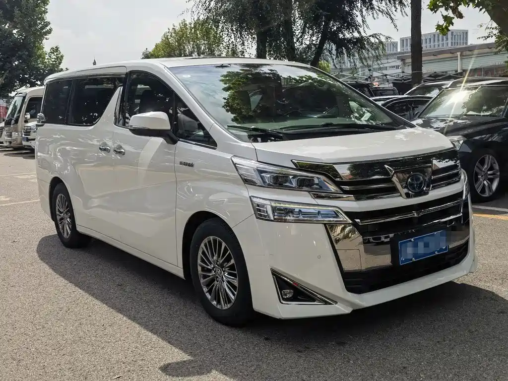 Toyota Vellfire 2021 — фото 3