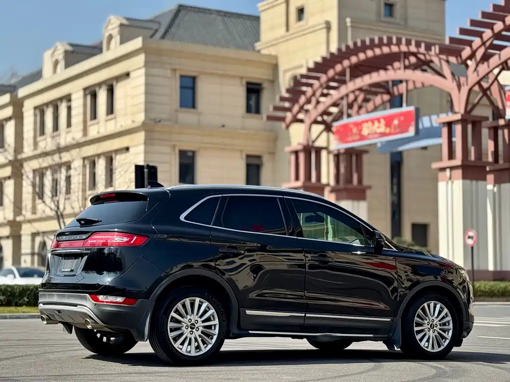 Lincoln MKC 2020 — фото 7