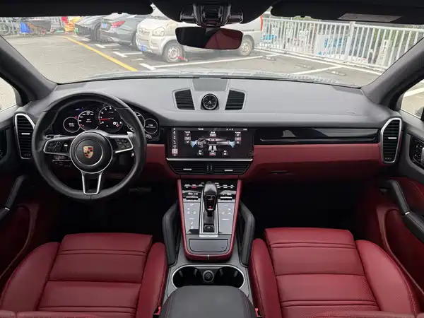 Porsche Cayenne 2019