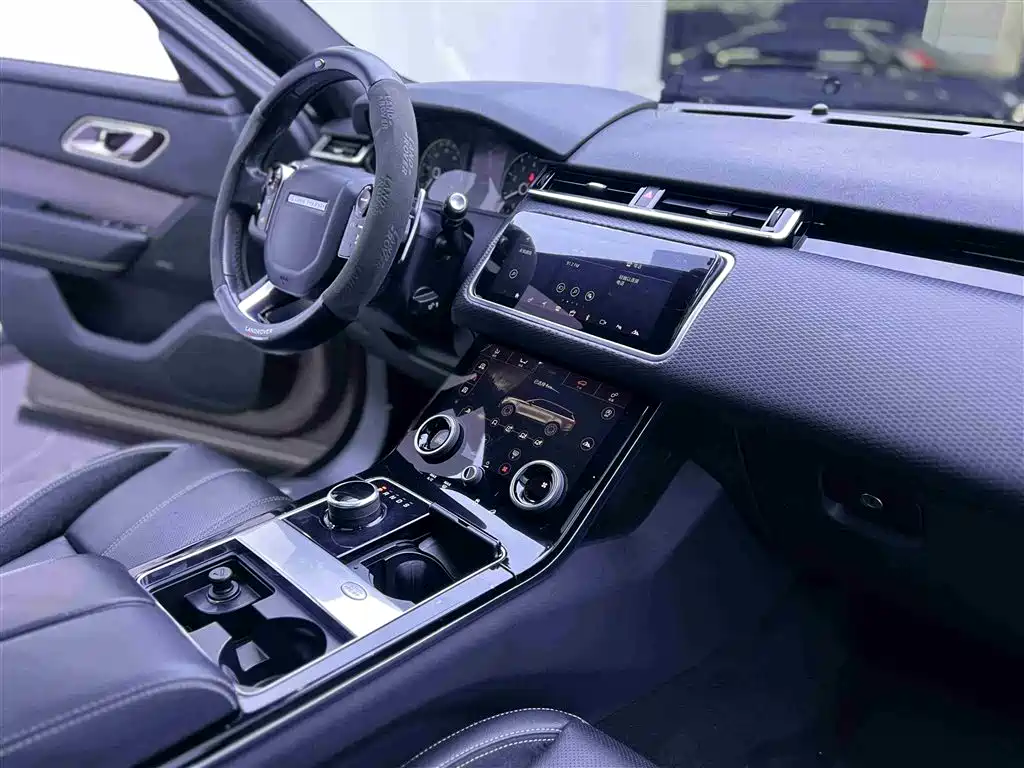 Land Rover Velar 2018 — фото 9