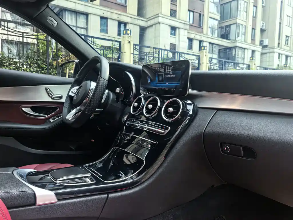 Mercedes-Benz C-Class 2019 — фото 9