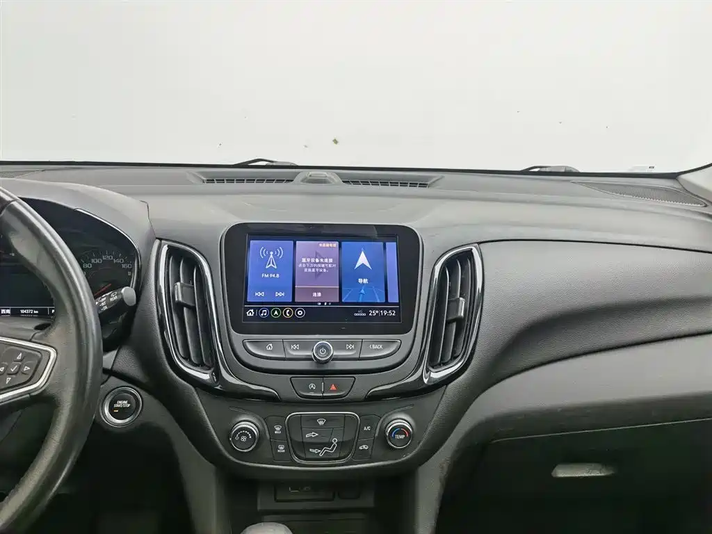 Chevrolet Equinox 2021 — фото 12