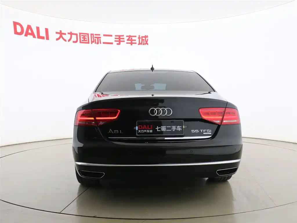 Audi A8 2014 — фото 4