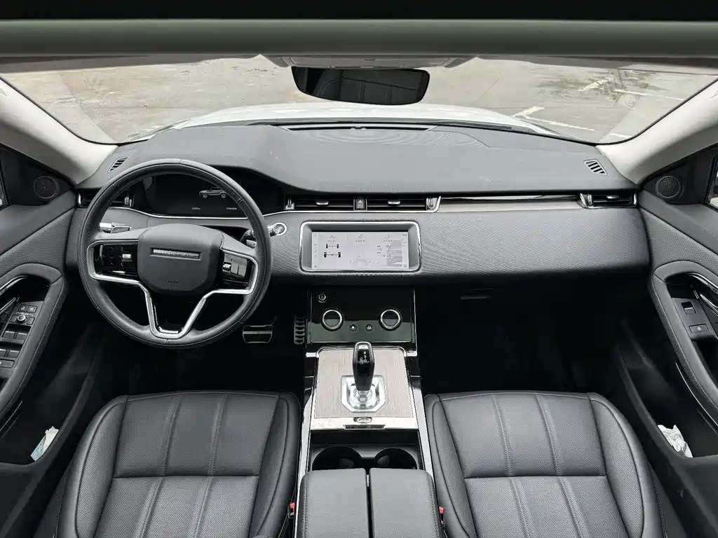 Land Rover Evoque 2023 — фото 6