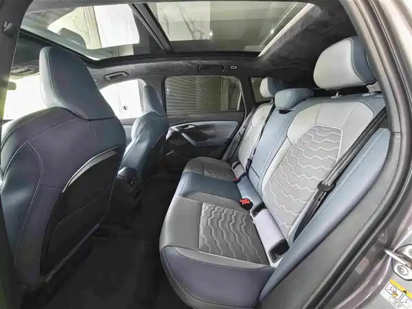 Audi Q6L E-Tron 2025