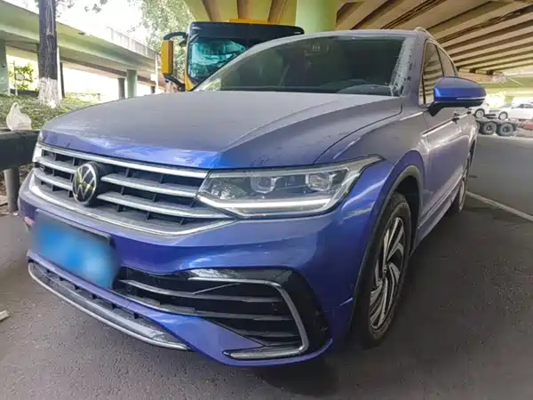 Volkswagen Tiguan L 2024