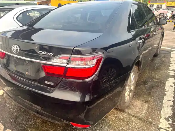 Toyota Camry 2017