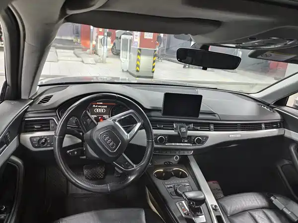 Audi A4 2017