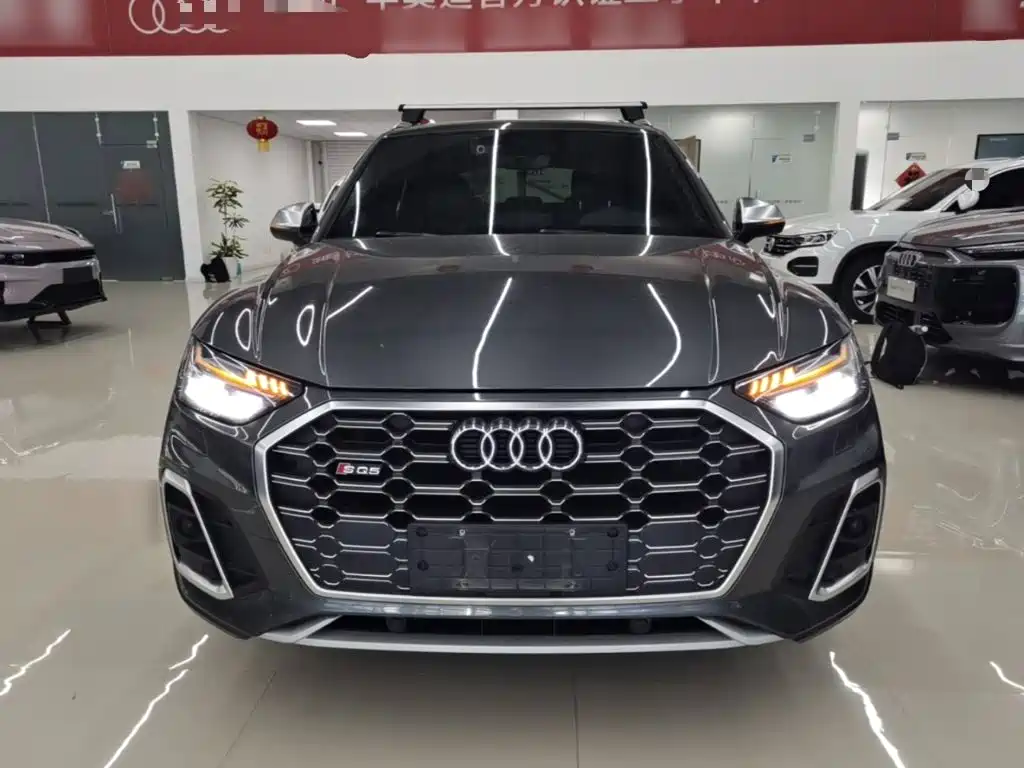 Audi SQ5 2023 — фото 3