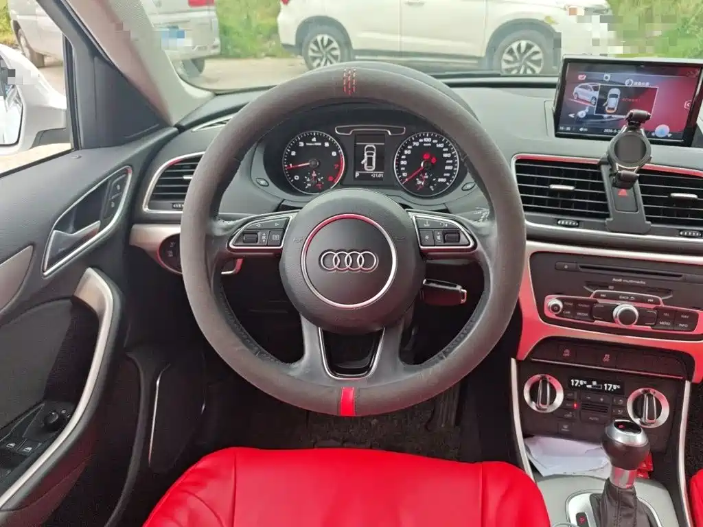 Audi Q3 2015