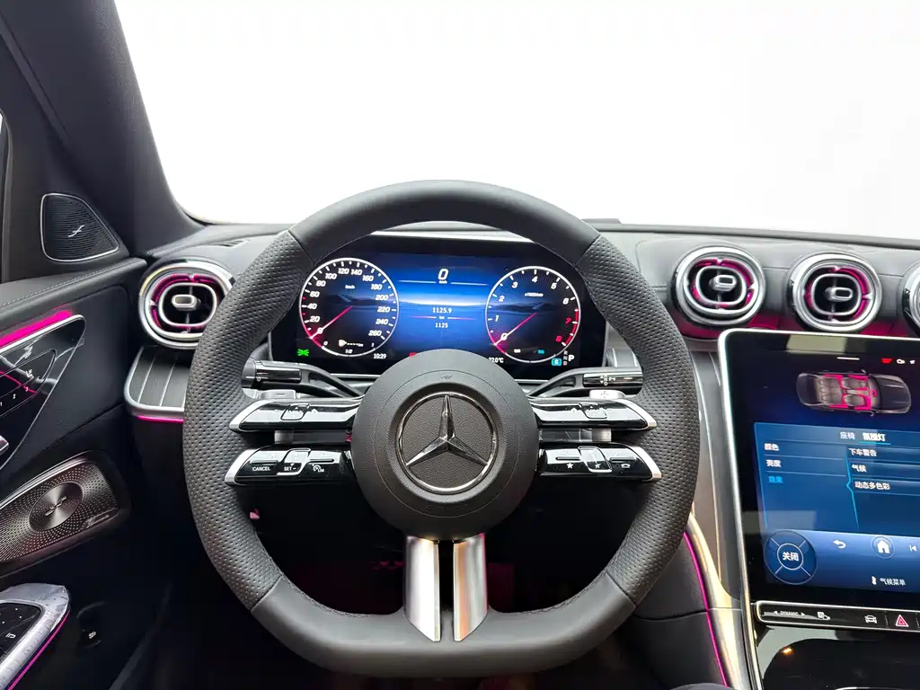 Mercedes-Benz C-Class 2026 — фото 16