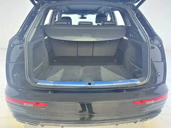 Audi Q5L 2024