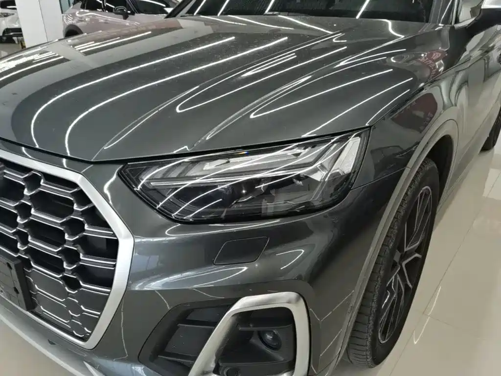 Audi SQ5 2023 — фото 24