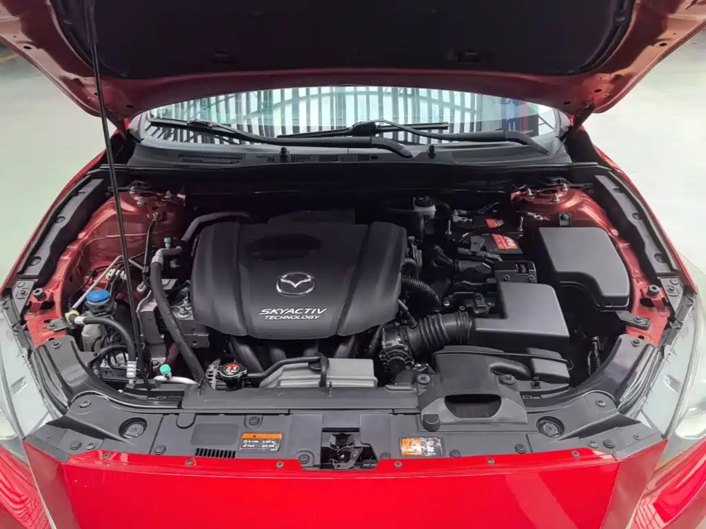 Mazda 3 Axela 2016 — фото 20