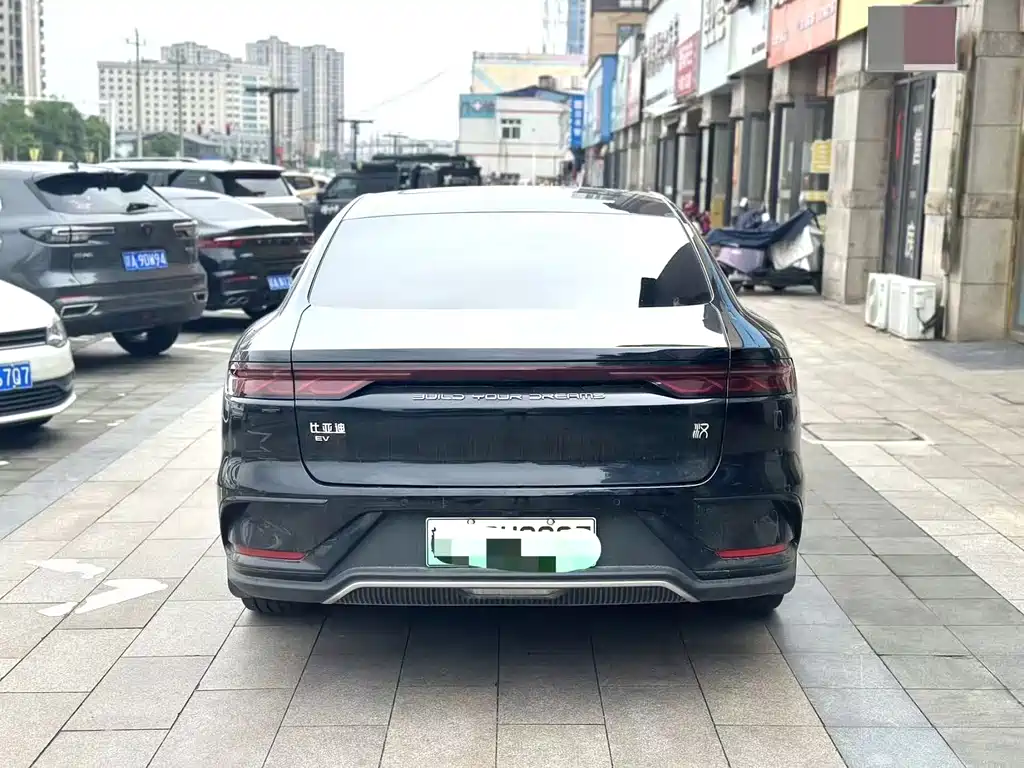 BYD Han 2023 — фото 2