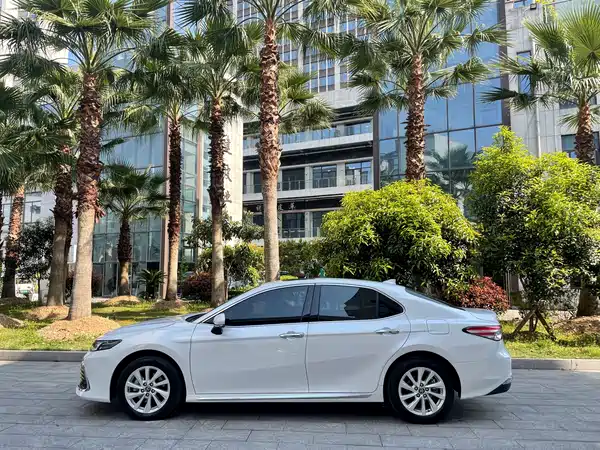 Toyota Camry 2024