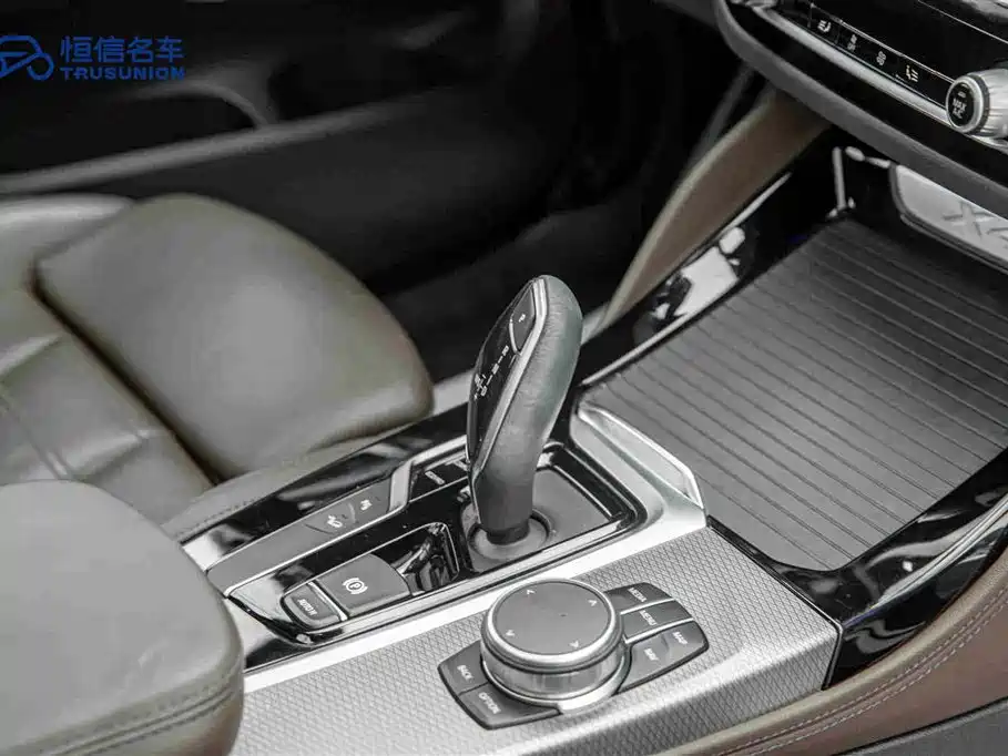 BMW X4 2020 — фото 19