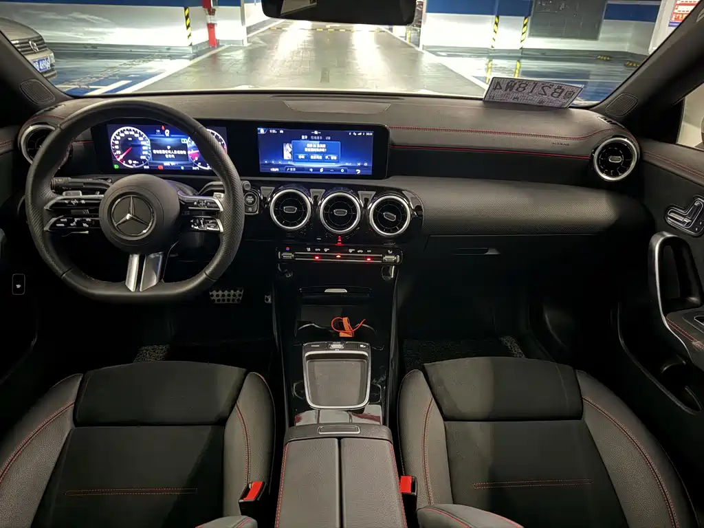 Mercedes-Benz CLA 2024 — фото 9
