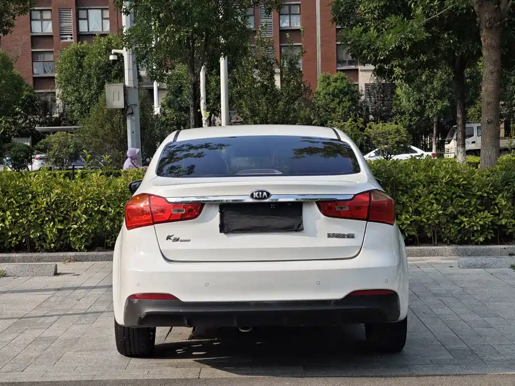 Kia K3 2015