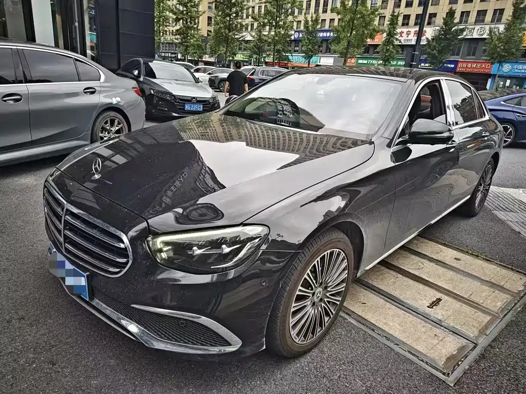 Mercedes-Benz E-Class 2020 — фото 1