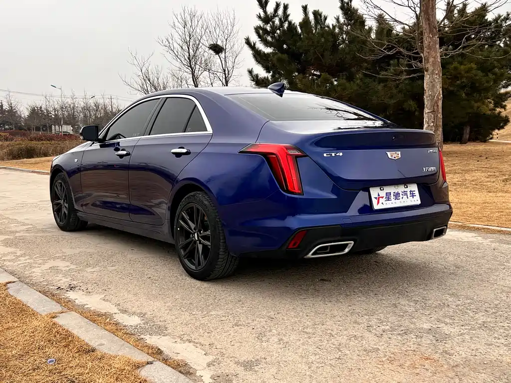 Cadillac CT4 2023 — фото 16