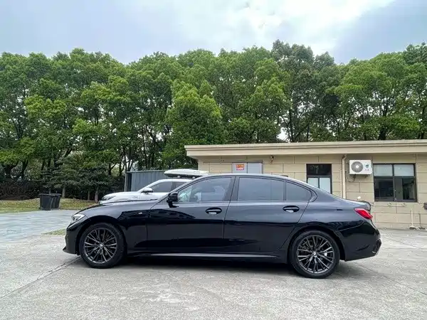 BMW 3 Series 2020