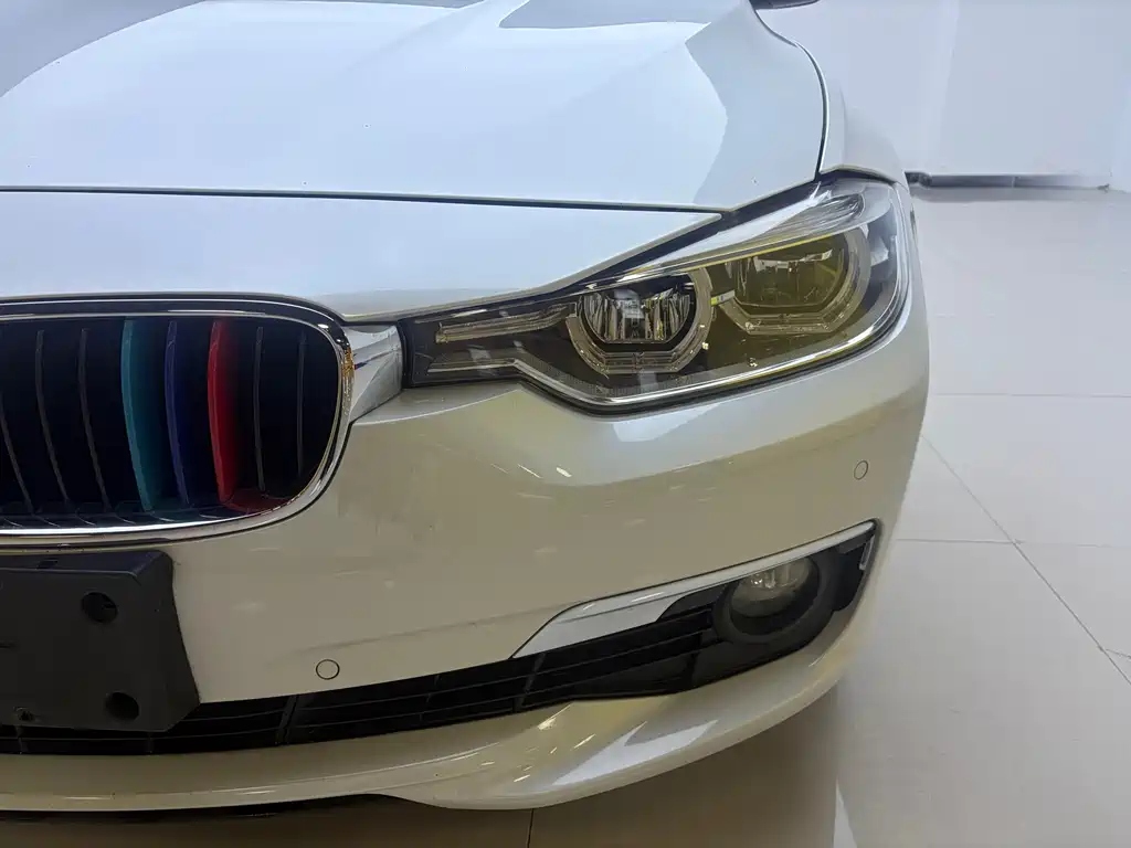 BMW 3 Series 2017