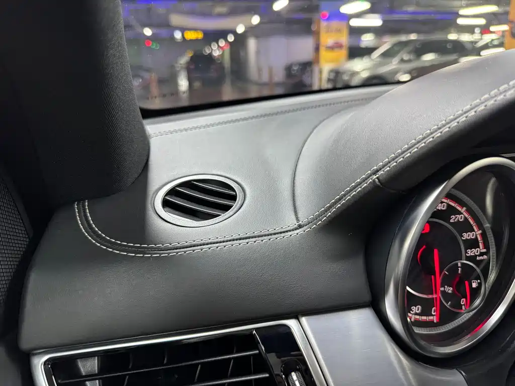 Mercedes-Benz GLE AMG 2016 — фото 28