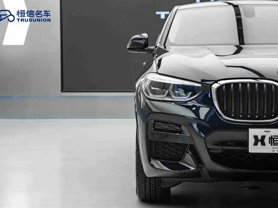 BMW X4 2021 — фото 8