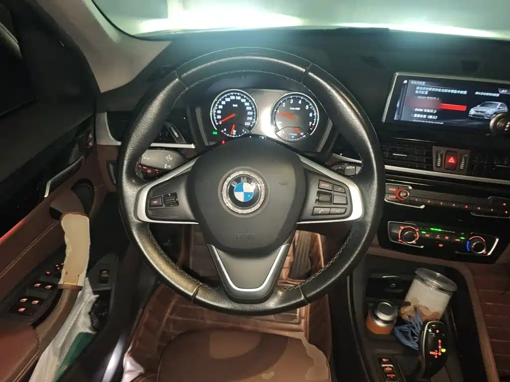 BMW X1 2020 — фото 6