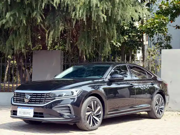 Volkswagen Passat 2024