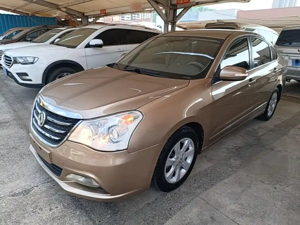 Dongfeng Fengshen A60 2015 — фото 2