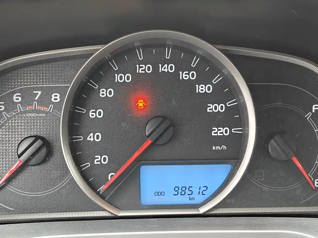 Toyota RAV4 2018 — фото 16