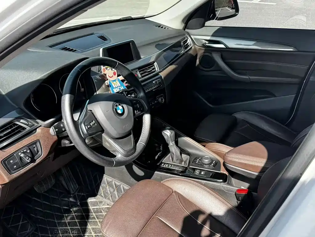 BMW X1 2018 — фото 4