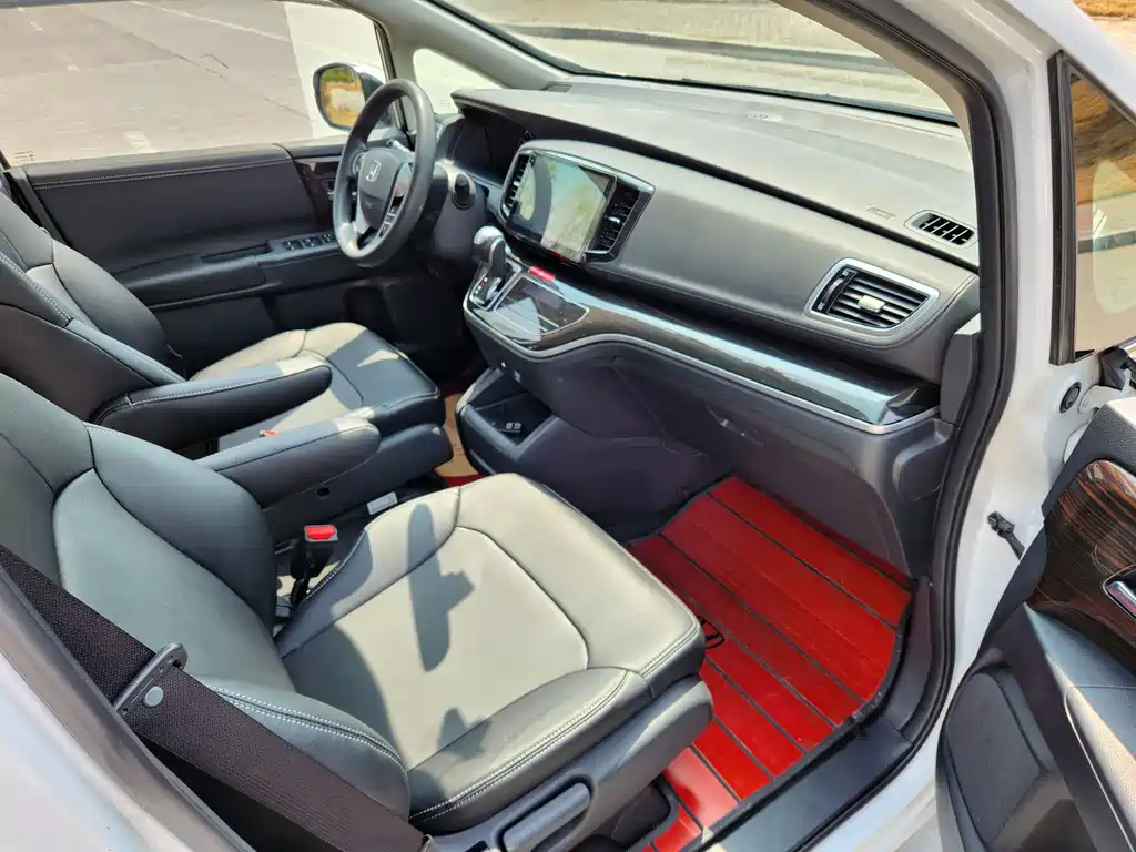 Honda Odyssey 2020 — фото 12