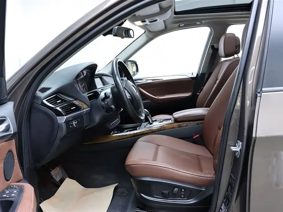BMW X5 2013 — фото 14