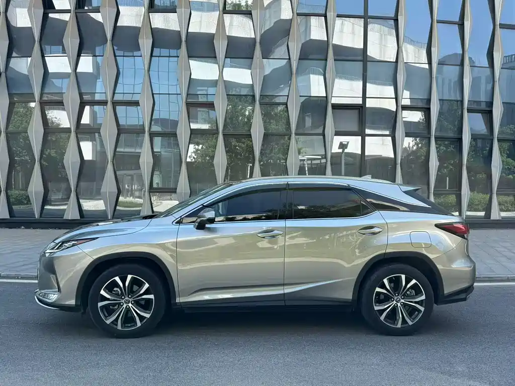 Lexus RX 2023 — фото 3