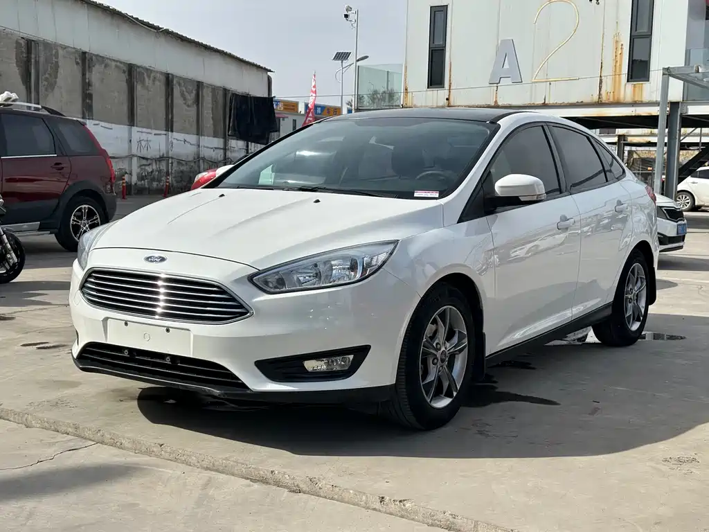 Ford Focus 2016 — фото 1