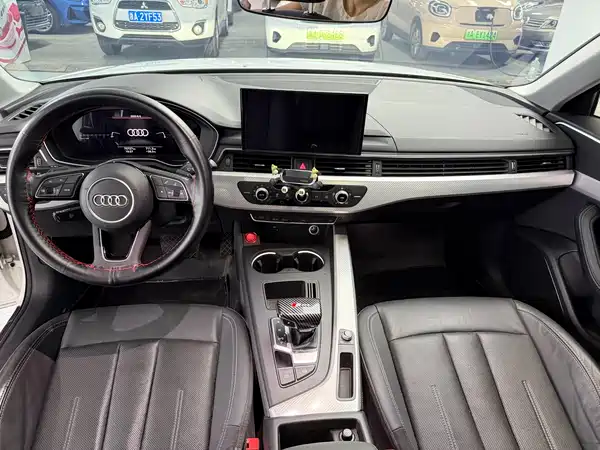 Audi A4L 2020