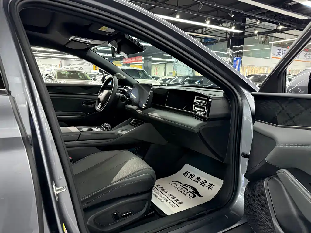 BYD Qin L 2025 — фото 9