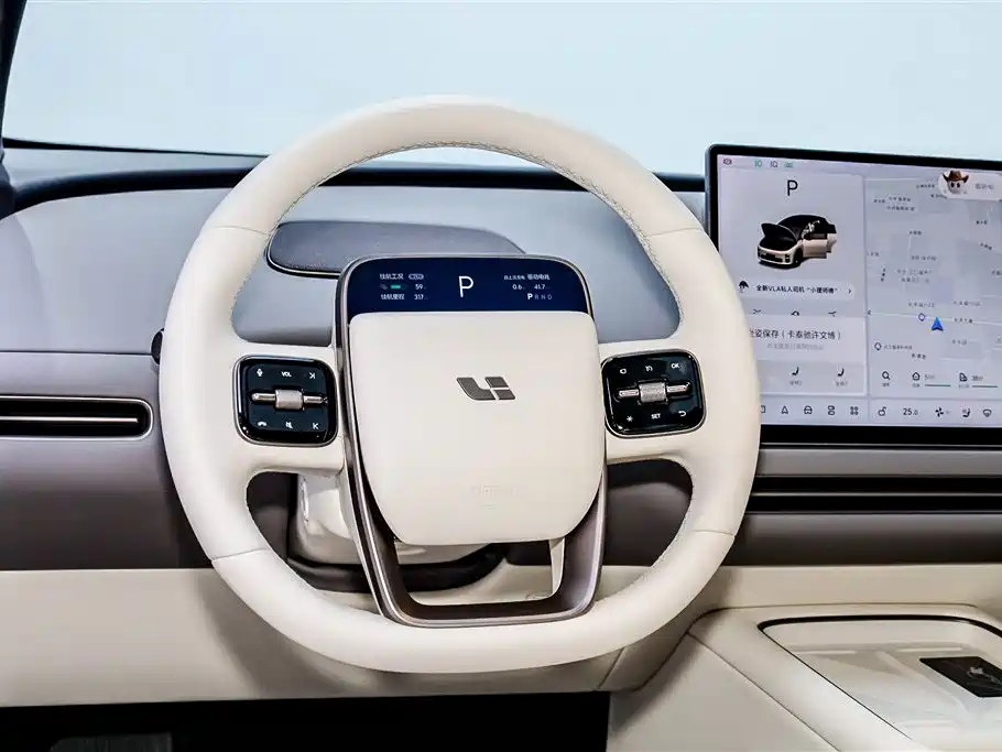 Li Auto i6 2025 — фото 25