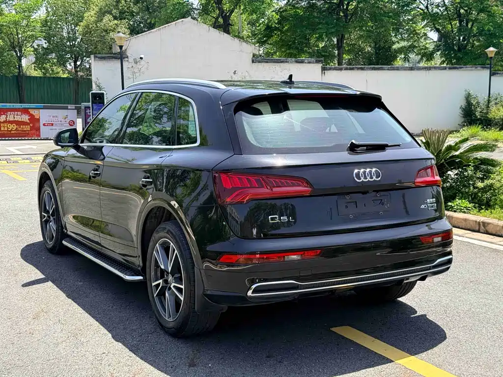 Audi Q5L 2019 — фото 9